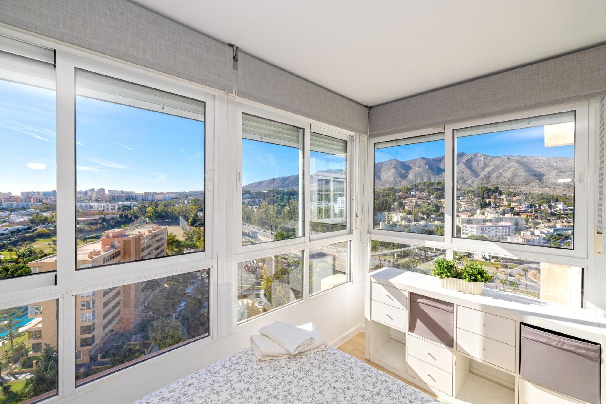 Sun Apartments Torremolinos Luaran gambar